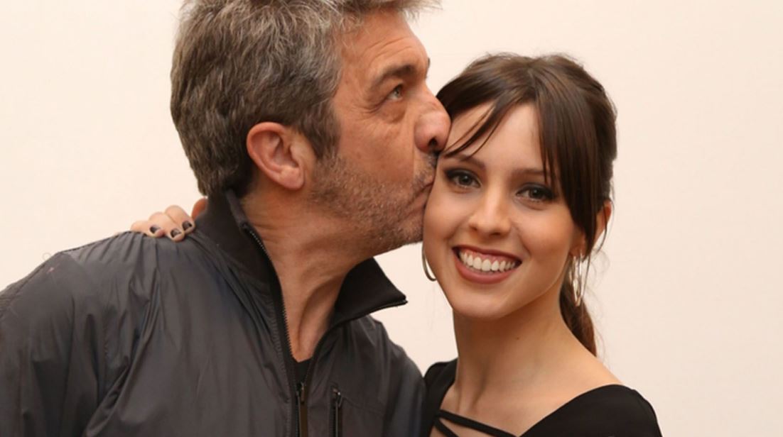 La hija de Ricardo Darín bloqueó una entrada de auto y el dueño cobró venganza