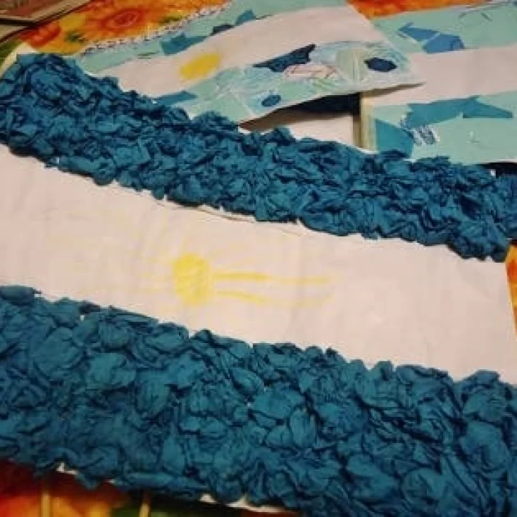 Hacé un collage de la Bandera Argentina y compartila con La Opinión Austral