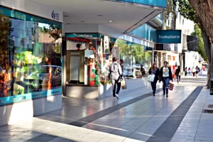 La actividad económica cayó 11% en septiembre y Santa Cruz acumula 15 meses en recesión