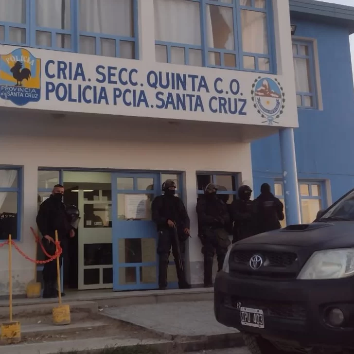 La Justicia investiga la muerte de un joven de 19 años en una comisaría La Justicia investiga la muerte de un joven de 19 años en una comisaría