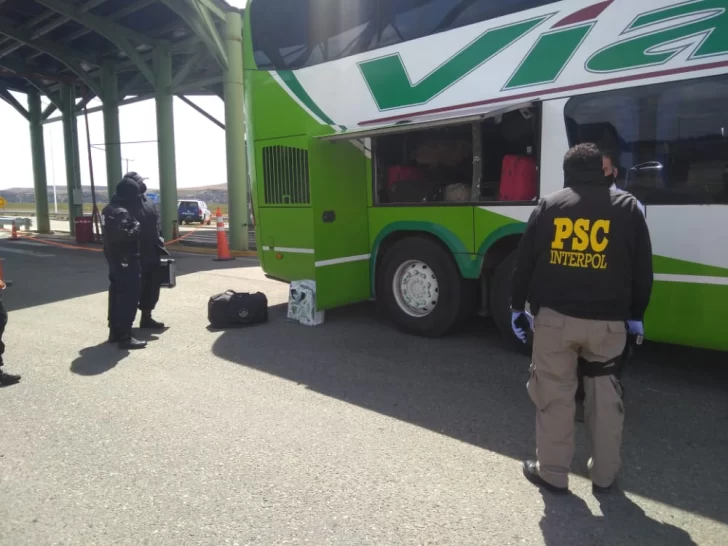Durante el fin de semana controlaron 117 personas y 48 vehículos en el ingreso a Río Gallegos