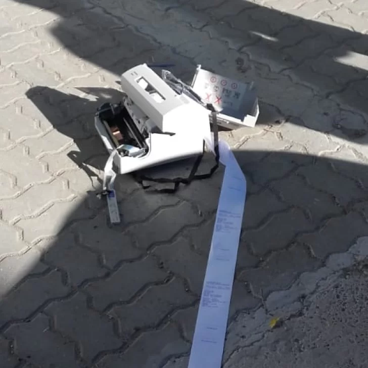 Maleantes robaron en la sucursal del Correo Argentino de Las Heras Maleantes robaron en la sucursal del Correo Argentino de Las Heras