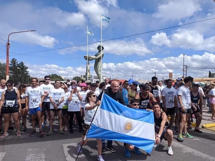La Corrida Atlética por el 120° Aniversario de Caleta Olivia fue todo un éxito La Corrida Atlética por el 120° Aniversario de Caleta Olivia fue todo un éxito