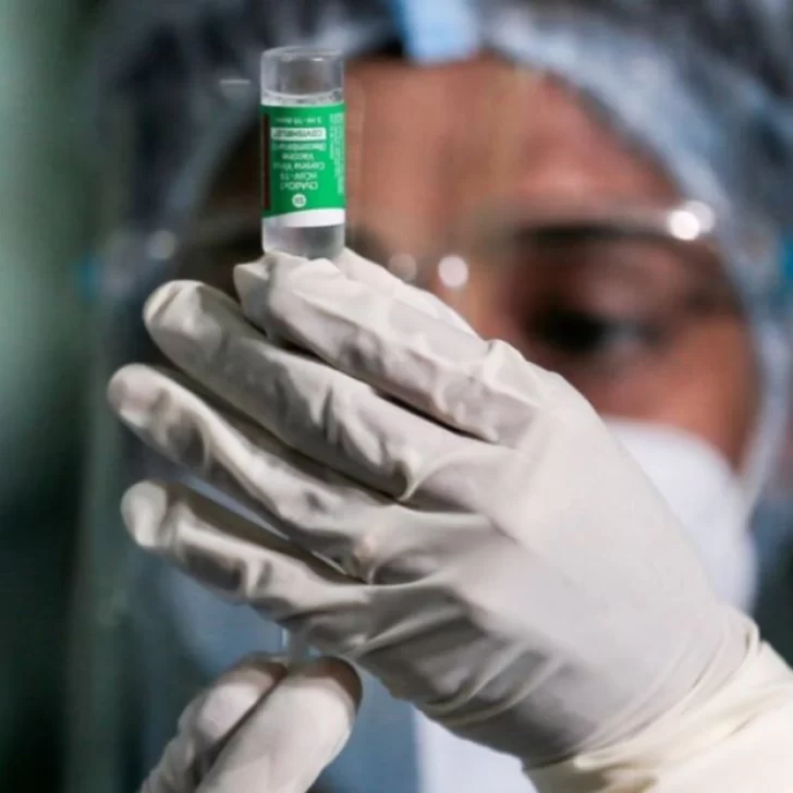 Entre el viernes y sábado llegan a las provincias las dosis de la vacuna Covishield producida en la India Entre el viernes y sábado llegan a las provincias las dosis de la vacuna Covishield producida en la India