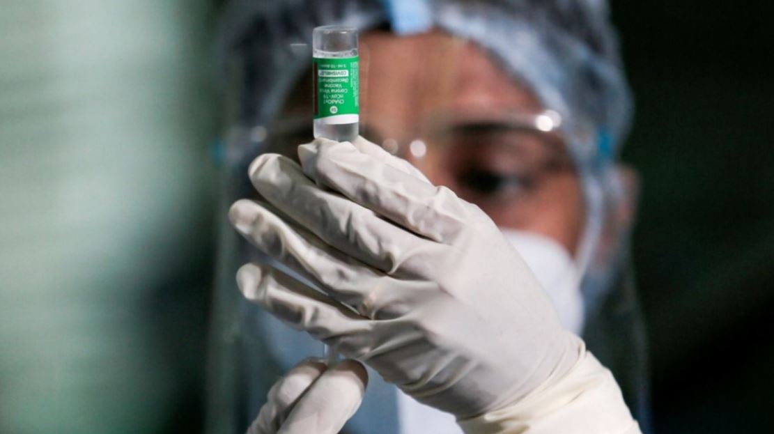 Entre el viernes y sábado llegan a las provincias las dosis de la vacuna Covishield producida en la India Entre el viernes y sábado llegan a las provincias las dosis de la vacuna Covishield producida en la India