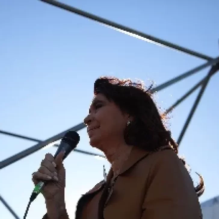 Cristina Fernández evoluciona favorablemente y el pólipo uterino detectado es benigno Cristina Fernández evoluciona favorablemente y el pólipo uterino detectado es benigno