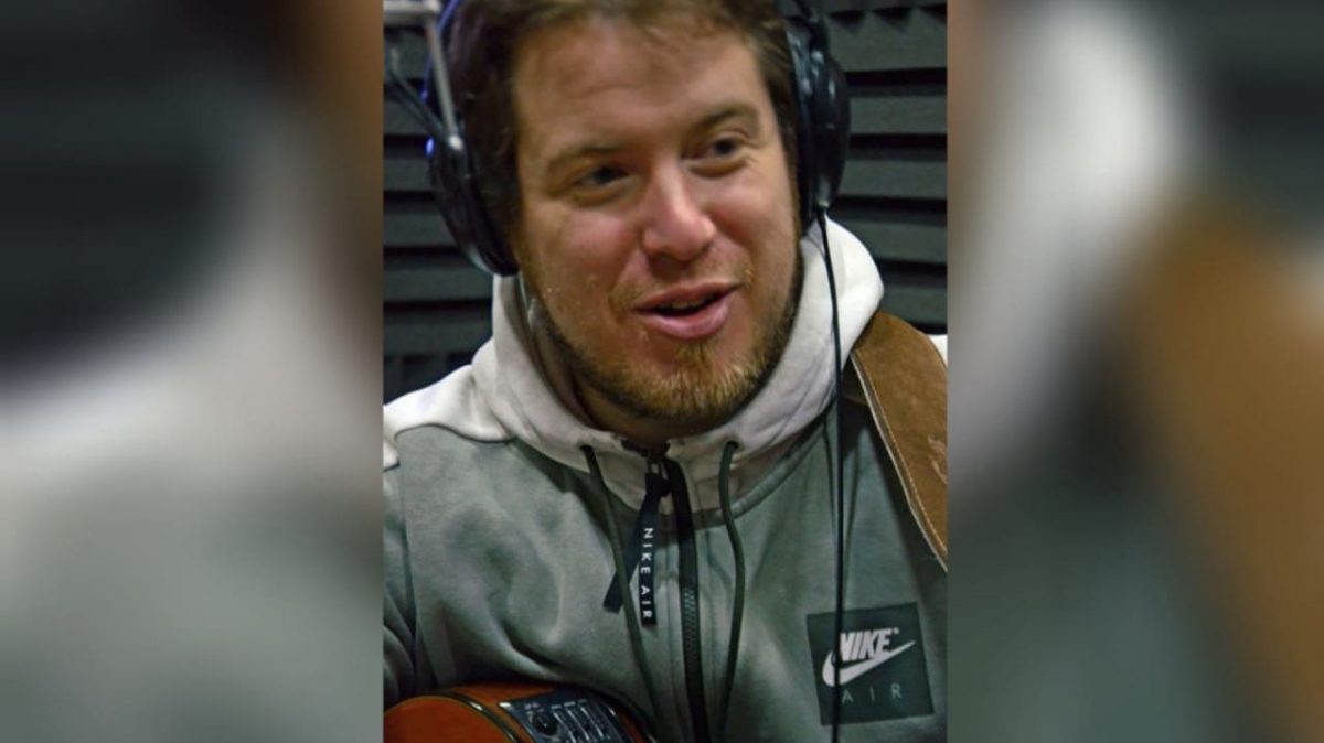 Para Juane Braccalenti, Hugo Gimenez Agüero, el gato Osses y Eduardo Guajardo son los principales referentes de la música de Santa Cruz Para Juane Braccalenti, Hugo Gimenez Agüero, el gato Osses y Eduardo Guajardo son los principales referentes de la música de Santa Cruz