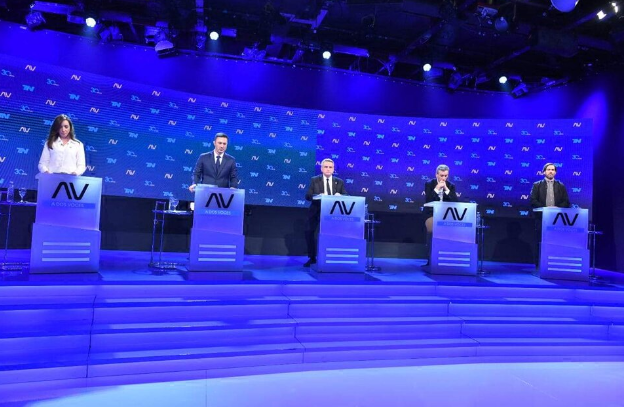 Fuerte cruce en el debate de los candidatos a vicepresidente: “¿De qué vivís Villarruel?”