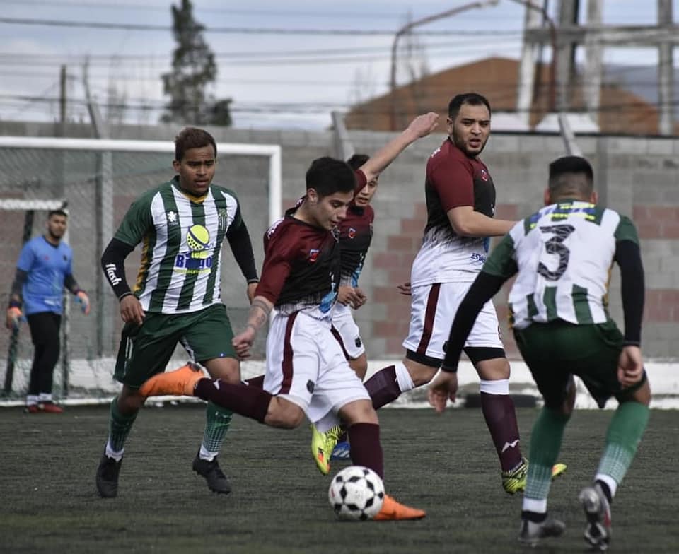 Torneo Patagonico: Defensores PT empató 1 a 1 con  Boxing y recibirá a Ferro el 20