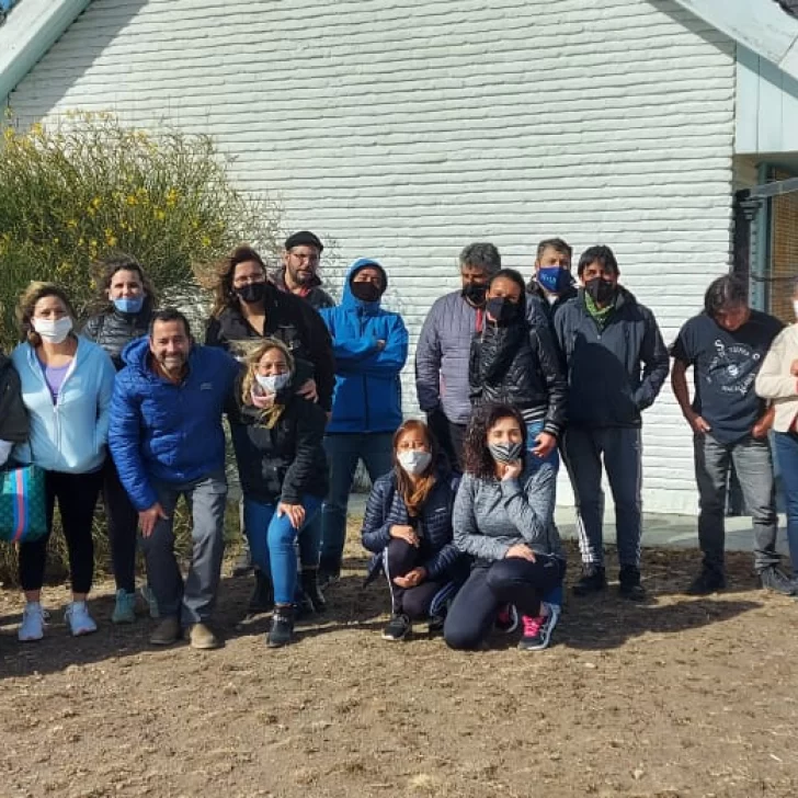 Video. La emotiva despedida de jubilación de Oscar Pérez, pionero de la Casa de la Juventud