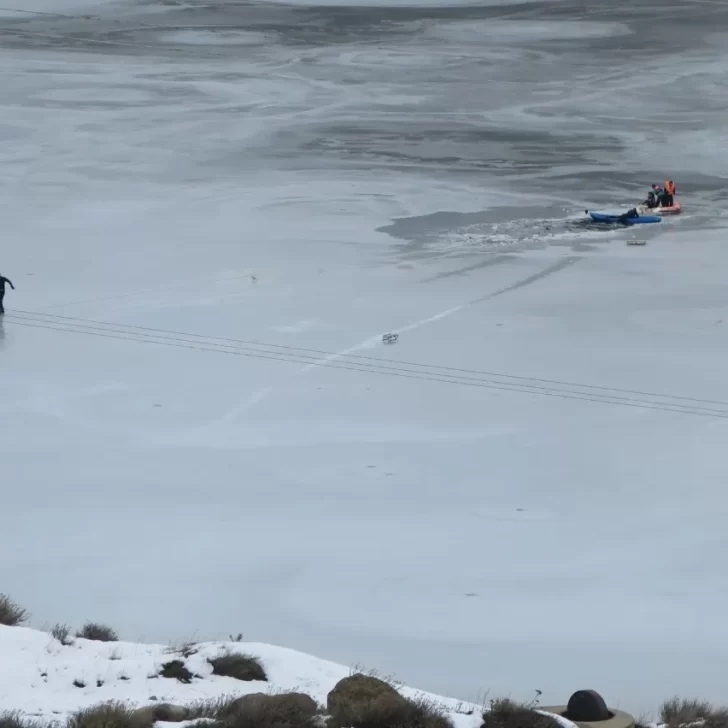 Casi 14 metros de profundidad tenía el dique en el que se ahogaron los niños que jugaban con sus trineos Casi 14 metros de profundidad tenía el dique en el que se ahogaron los niños que jugaban con sus trineos