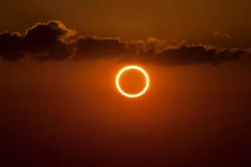 Eclipse solar anular 2024: seguí EN VIVO la cobertura completa del “Anillo de Fuego” en Santa Cruz