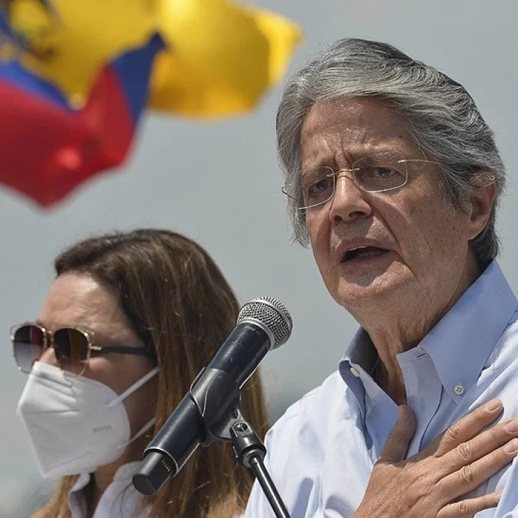 Lasso celebra su victoria y se declara “presidente electo” de Ecuador