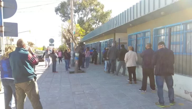 Elecciones 2021: a las 16:00 en Chubut ya votó el 35% de ciudadanos habilitados