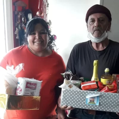 Río Gallegos: una vecina impulsa una campaña para abrigar a los abuelos este invierno