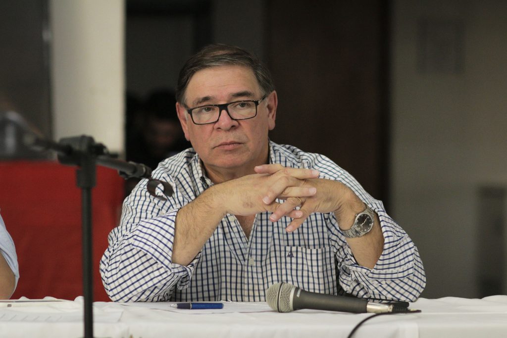 Lleva siete meses con respiración mecánica porque el PAMI le niega la derivación Lleva siete meses con respiración mecánica porque el PAMI le niega la derivación