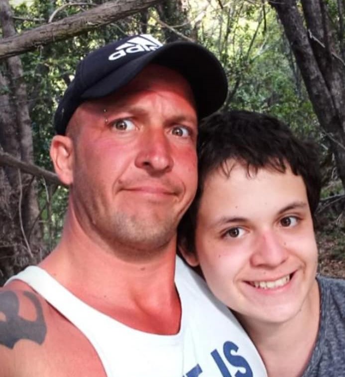 Sigue grave el pibe de 14 años que se disparó con una escopeta que le regalaron para Navidad Sigue grave el pibe de 14 años que se disparó con una escopeta que le regalaron para Navidad