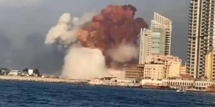 Fuertes explosiones sacuden Beirut e investigan si fue un atentado