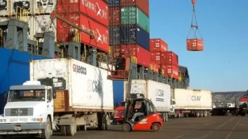El Gobierno eliminó retenciones a exportaciones industriales