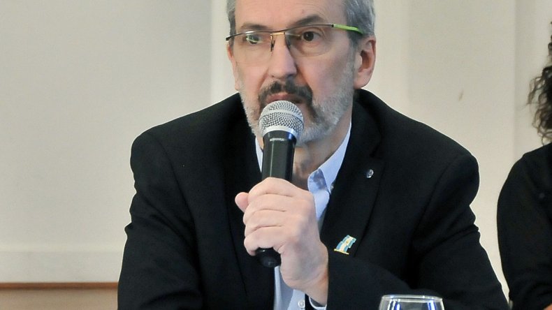 Último parte: Cómo siguen los tripulantes del avión sanitario que se estrelló Último parte: Cómo siguen los tripulantes del avión sanitario que se estrelló