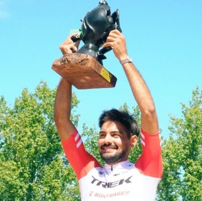 El ciclista de Santa Cruz Facundo Pérez Costa, campeón de Altas Cumbres