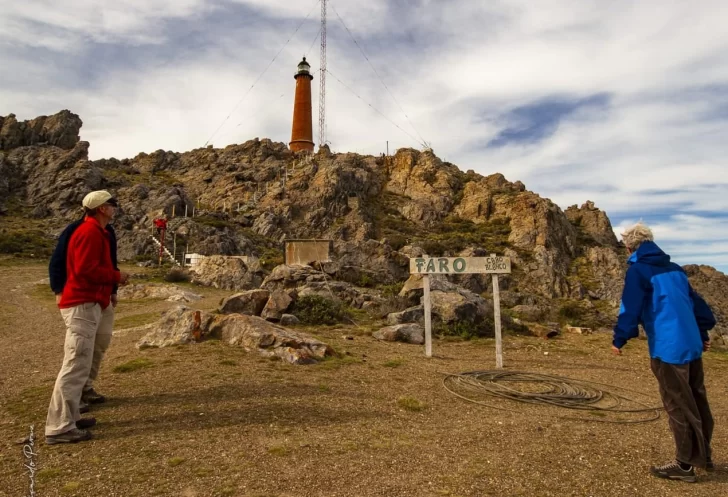 Puerto Deseado mira las pruebas de El Calafate y El Chaltén para su reapertura turística