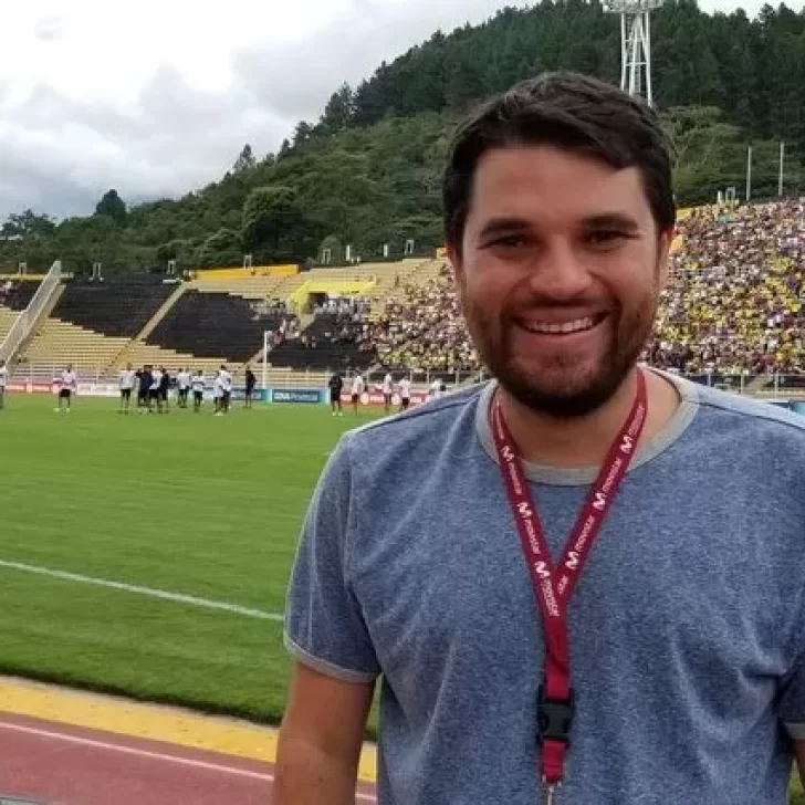 Un periodista insultó por Twitter a Antonella Rocuzzo y pidieron detenerlo Un periodista insultó por Twitter a Antonella Rocuzzo y pidieron detenerlo