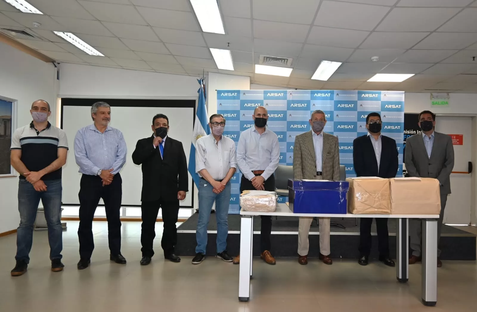 Realizaron el acto de apertura de sobres de la licitación para la fibra óptica en El Chaltén Realizaron el acto de apertura de sobres de la licitación para la fibra óptica en El Chaltén