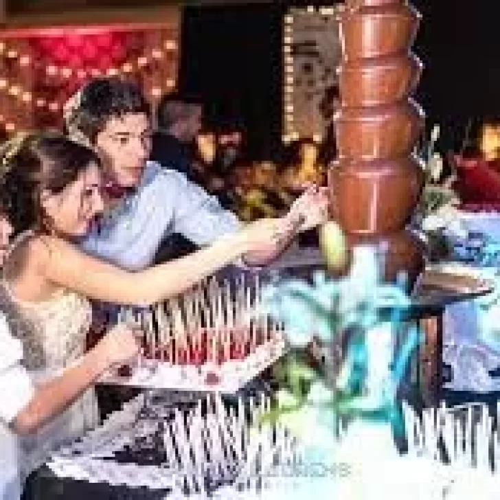 Vuelven las fiestas de egresados: Se exigirá tener las dos dosis de la vacuna contra el Covid19 para ingresar a los eventos Vuelven las fiestas de egresados: Se exigirá tener las dos dosis de la vacuna contra el Covid19 para ingresar a los eventos