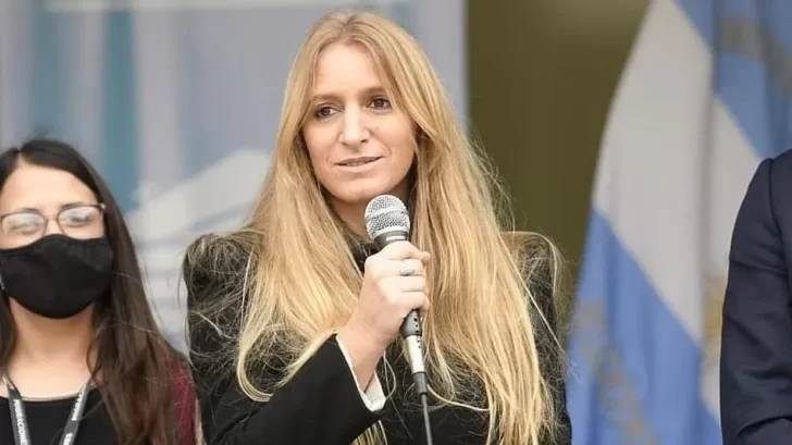 Florencia Carignano: “La Argentina va hacia una apertura de fronteras cuidada y con protocolo”