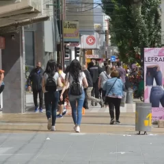 Bajó la pobreza pero creció la indigencia y la desocupación en Río Gallegos