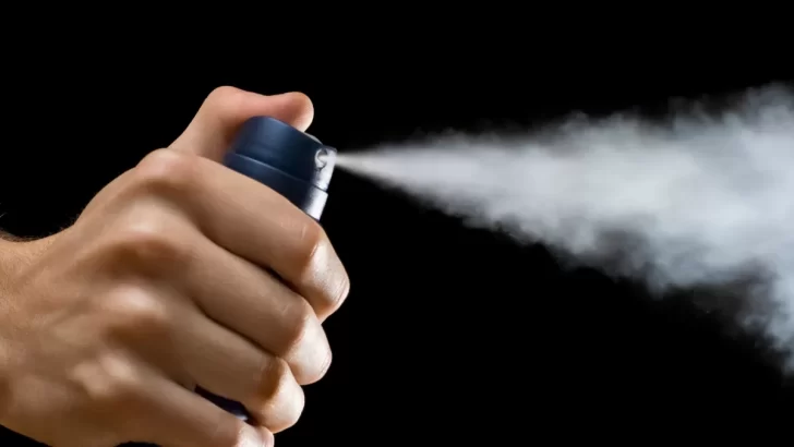 Inhalar desodorantes: el desafío viral que ha causado muertes en distintas partes del mundo 