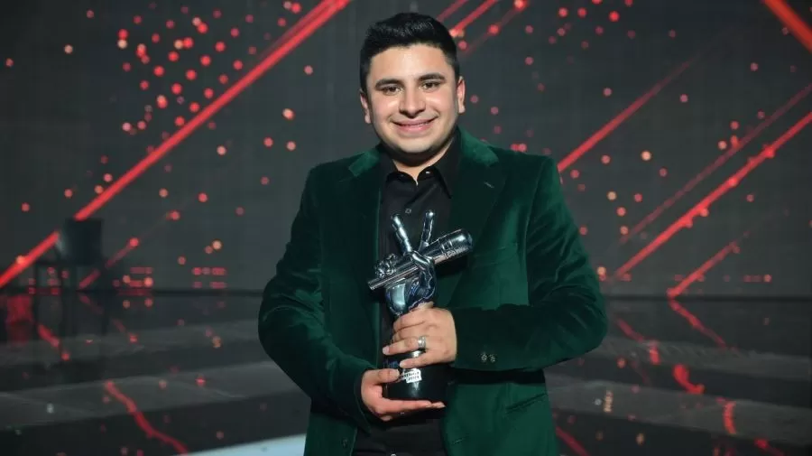 Qué hará Francisco Benítez con el millón y medio de pesos que recibió por ganar La Voz Argentina Qué hará Francisco Benítez con el millón y medio de pesos que recibió por ganar La Voz Argentina