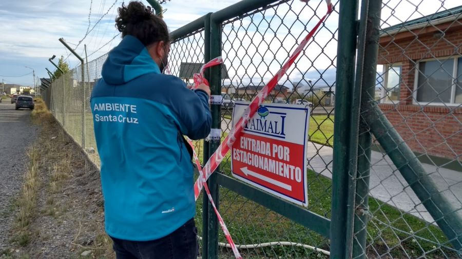 Clausuraron el frigorífico Faimali por arrojar residuos contaminantes al estuario de Río Gallegos Clausuraron el frigorífico Faimali por arrojar residuos contaminantes al estuario de Río Gallegos