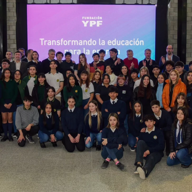 Fundación YPF presentó en Santa Cruz el Plan “Transformar la Educación para la Energía”