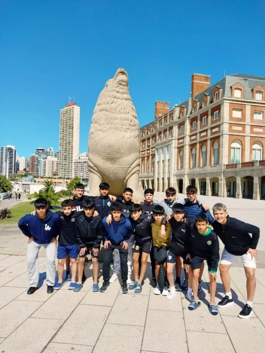 Mar del Plata: deportistas de Santa Cruz disfrutan del clima antes de la inauguración de los Juegos Evita