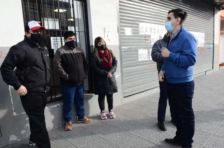 La Justicia embargó lavarropas y licuadoras a Garbarino para asegurar el pago de la deuda salarial con los empleados