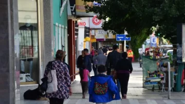 Javier Milei actualizó el Salario Mínimo Vital y Móvil en julio: a cuánto llega y cómo afecta a los salarios, jubilaciones, asignaciones, becas y cuota alimentaria Javier Milei actualizó el Salario Mínimo Vital y Móvil en julio: a cuánto llega y cómo afecta a los salarios, jubilaciones, asignaciones, becas y cuota alimentaria