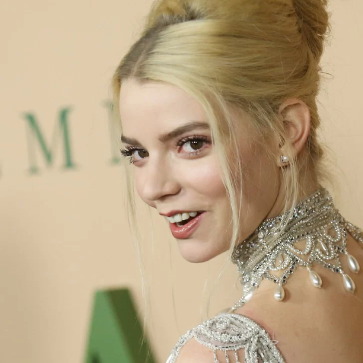 Anya Taylor-Joy, actriz argentina por adopción, se llevó el Globo de Oro a la Mejor Actriz por Gambito de Dama