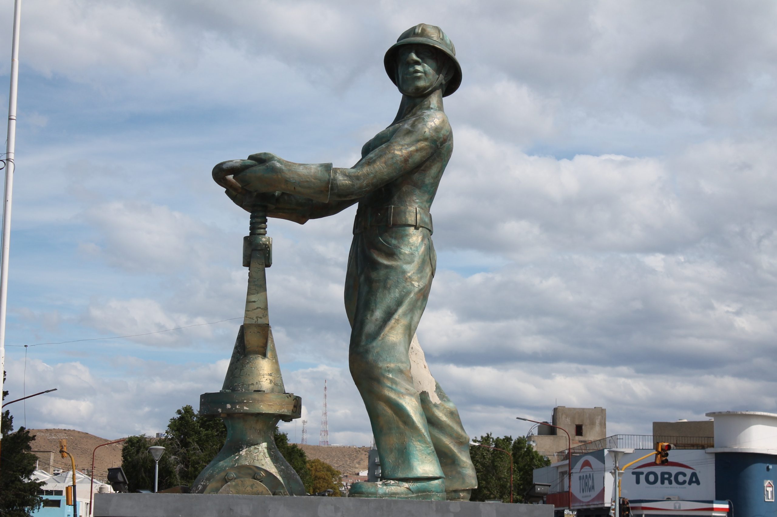 Caleta Olivia: cumple 121 años de esfuerzo y multiculturalidad