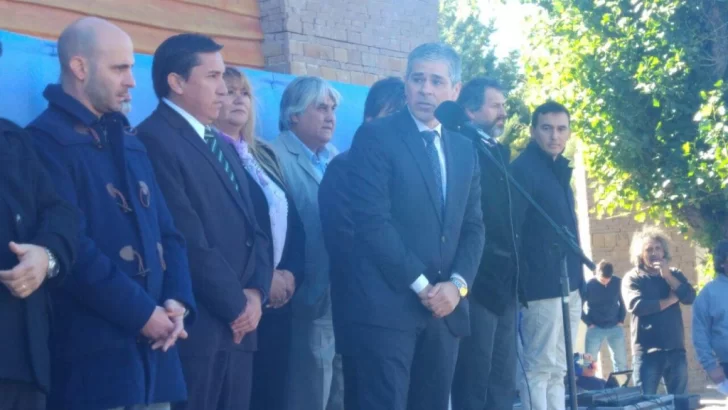 González le pidió a Macri que reincorpore a los despedidos de YCRT