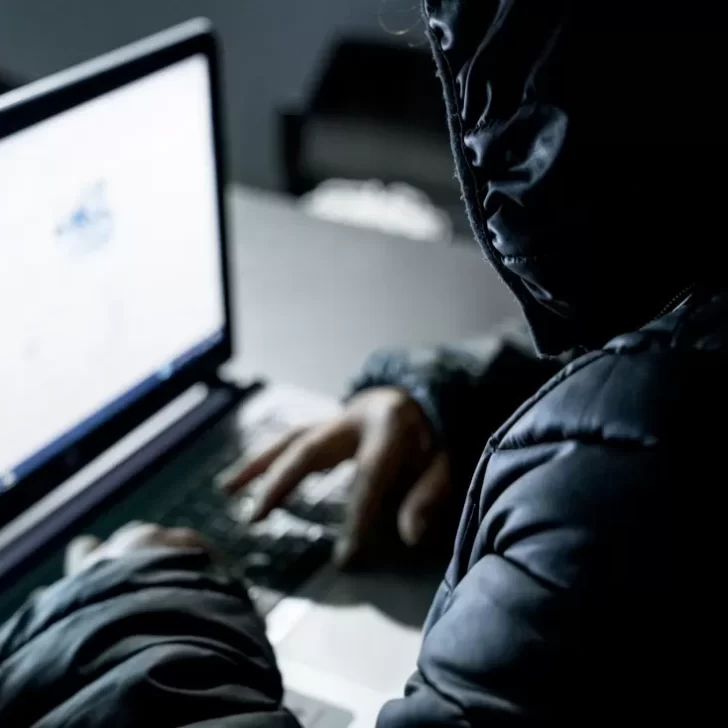 Alerta por grooming en Roblox: menores fueron contactadas y sumadas a grupo de WhatsApp con contenido sexual