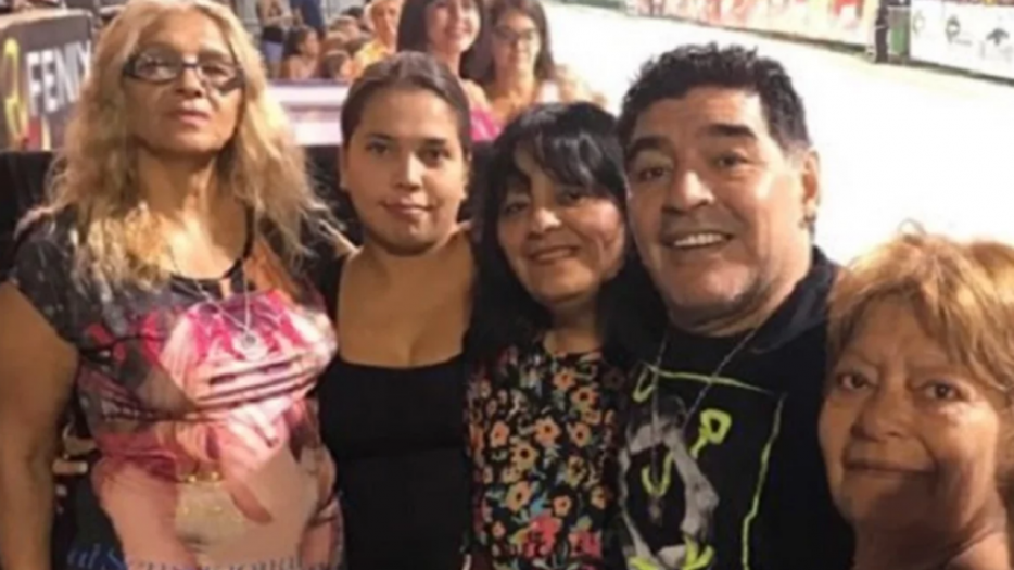 Las hermanas de Diego Maradona pidieron “la máxima pena” para los responsables: “No merecía morir así” Las hermanas de Diego Maradona pidieron “la máxima pena” para los responsables: “No merecía morir así”
