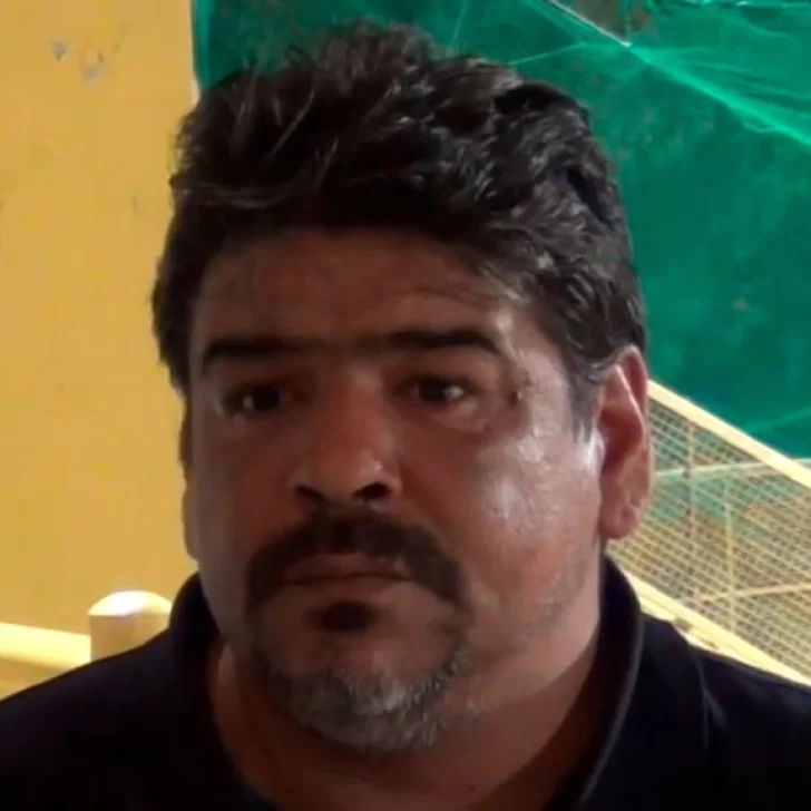 El dolor de Hugo “El turco” Maradona: “Le dije a mi mujer que el p… estaba haciendo un chiste otra vez” El dolor de Hugo “El turco” Maradona: “Le dije a mi mujer que el p… estaba haciendo un chiste otra vez”