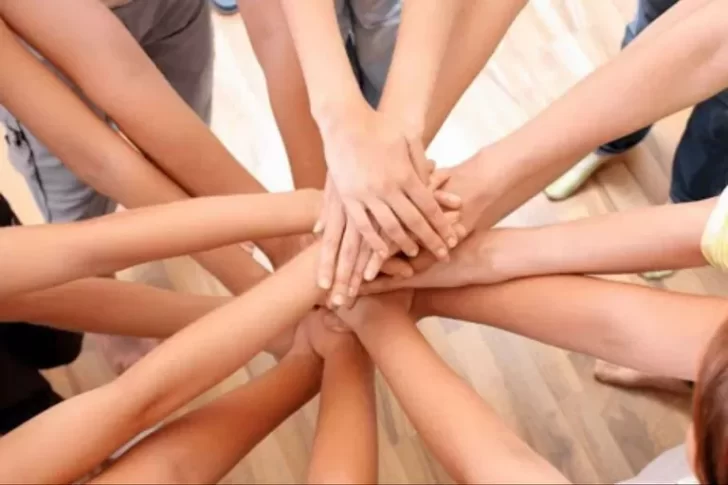 Un día como hoy: se celebra el día internacional de la solidaridad humana