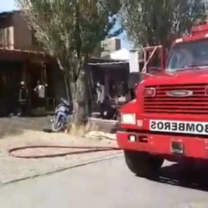 Un hombre sufrió graves quemaduras en el incendio de una vivienda en Río Gallegos