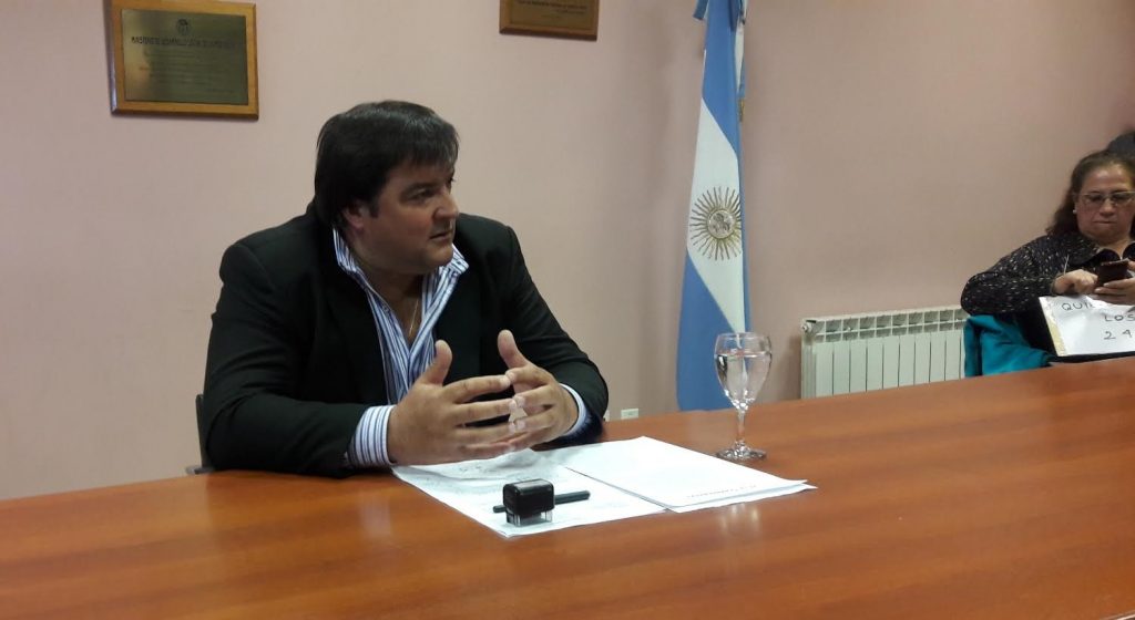 Ivovich irá a juicio por denuncia de la ex jueza Guerra Ivovich irá a juicio por denuncia de la ex jueza Guerra