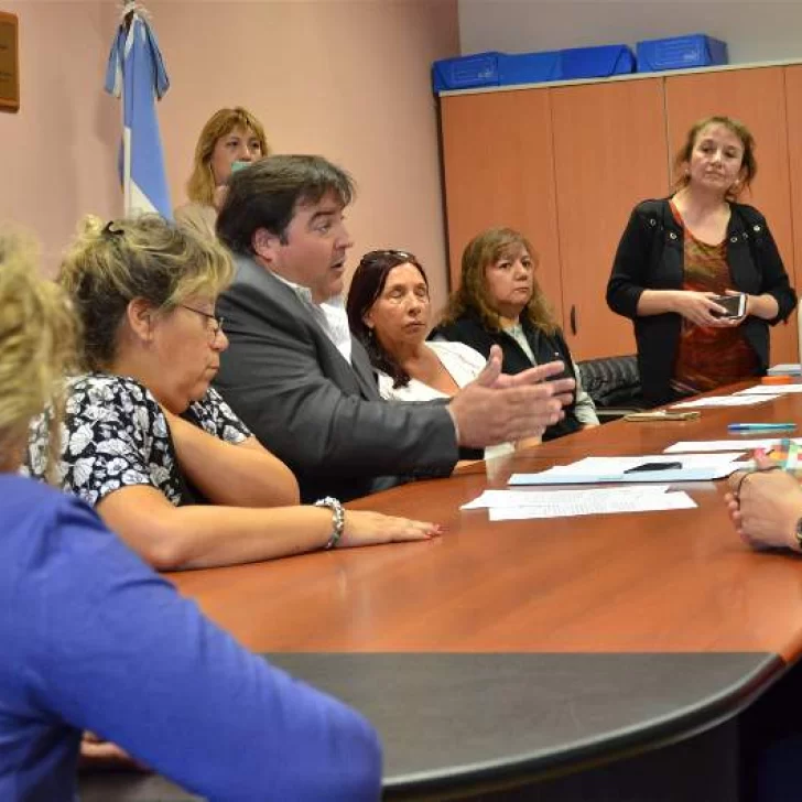 Fiscalía pidió 6 meses de condena para Ariel Ivovich y que quede inhabilitado para ser funcionario público Fiscalía pidió 6 meses de condena para Ariel Ivovich y que quede inhabilitado para ser funcionario público