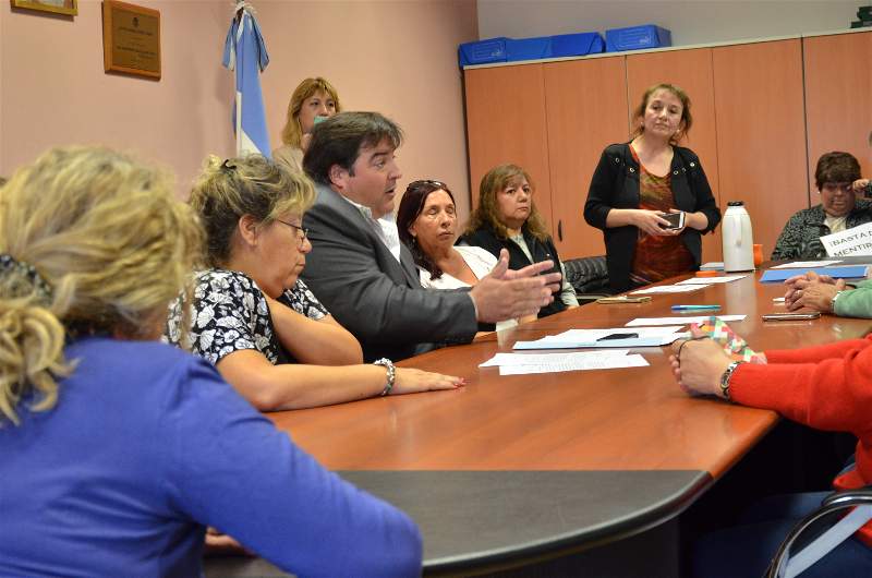 Fiscalía pidió 6 meses de condena para Ariel Ivovich y que quede inhabilitado para ser funcionario público Fiscalía pidió 6 meses de condena para Ariel Ivovich y que quede inhabilitado para ser funcionario público