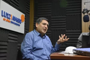 Murió Javier Castro, secretario general de AOMA en Santa Cruz, el gremio de los mineros santacruceños Murió Javier Castro, secretario general de AOMA en Santa Cruz, el gremio de los mineros santacruceños